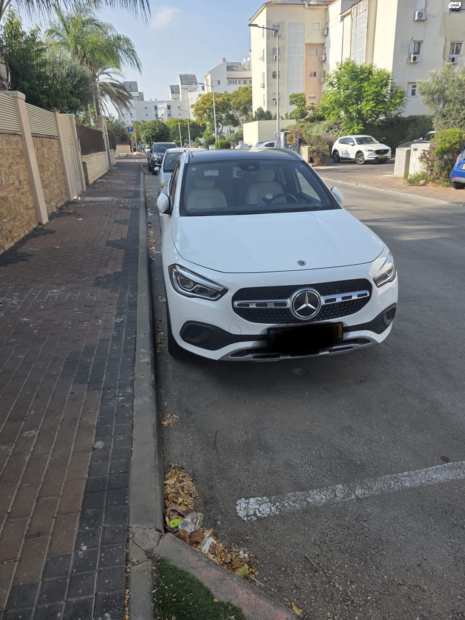 מודעת רכב מרצדס-בנץ GLA