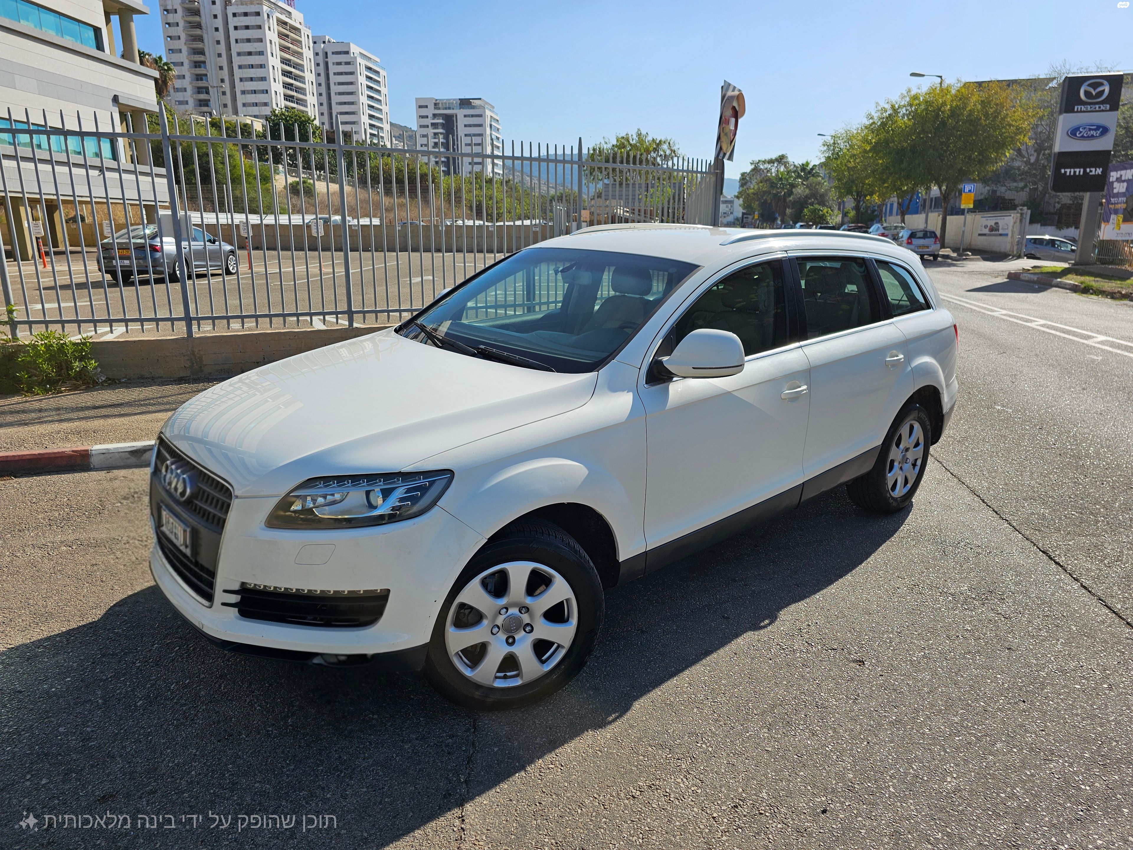 מודעת רכב אאודי Q7