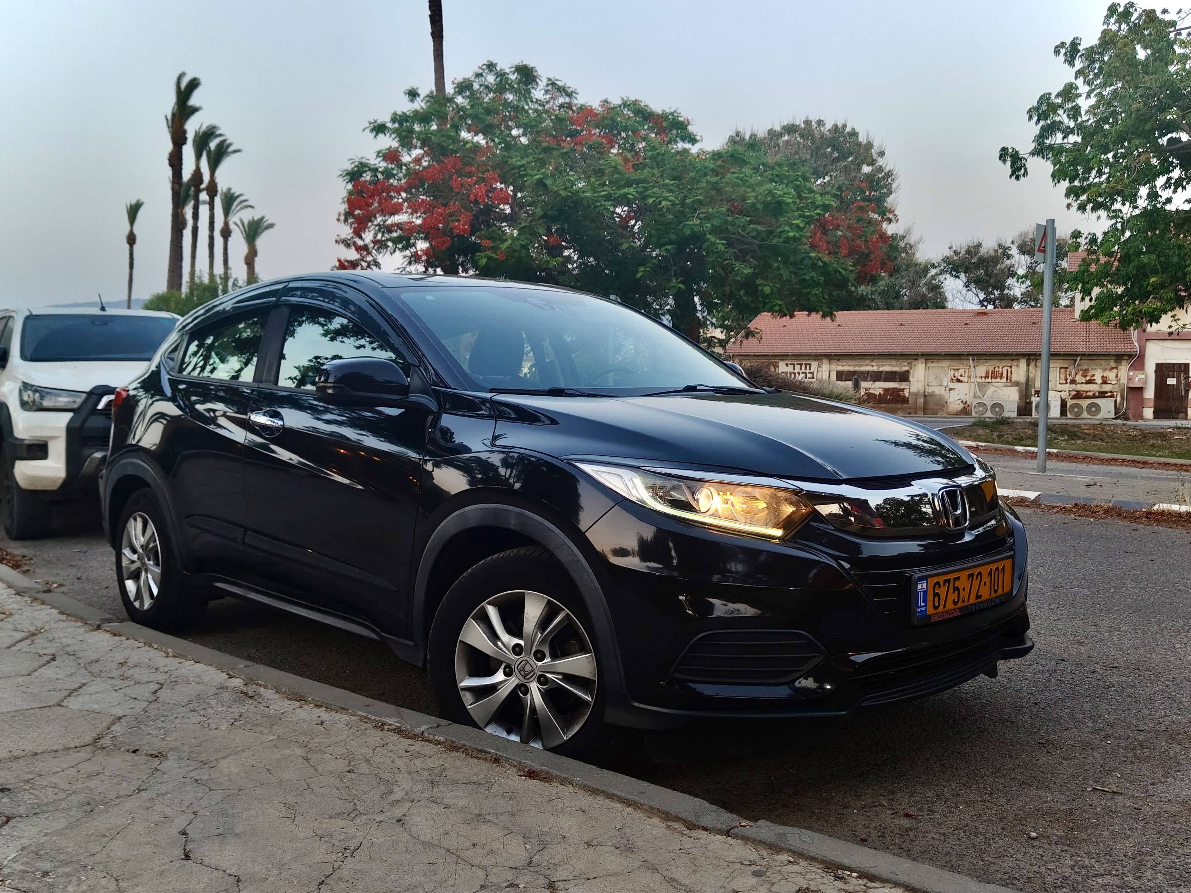 מודעת רכב הונדה HR-V