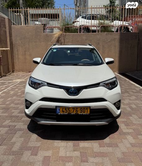 מודעת רכב טויוטה RAV4