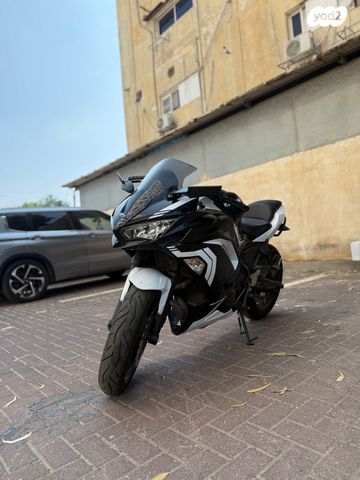 מודעת רכב קאוואסאקי נינג'ה 650