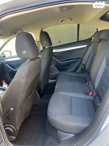 סקודה אוקטביה