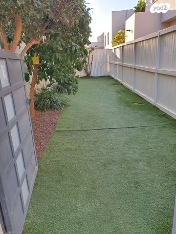 דו משפחתי, השעורה 16, זרעוניה, בנימינה גבעת עדה