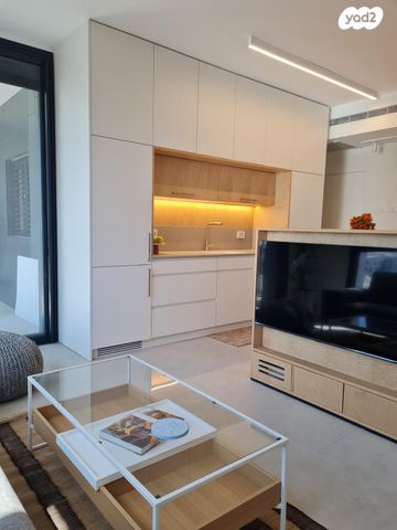 דירה, אבן גבירול 144, הצפון החדש - כיכר המדינה, תל אביב יפו