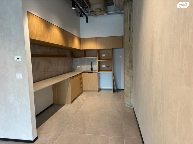 משרדים, לוחמי האש 1, צומת סביון, קרית אונו