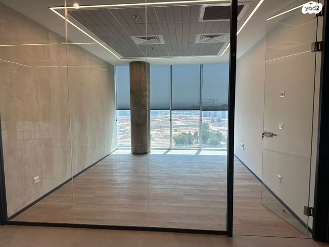 משרדים, לוחמי האש 1, צומת סביון, קרית אונו