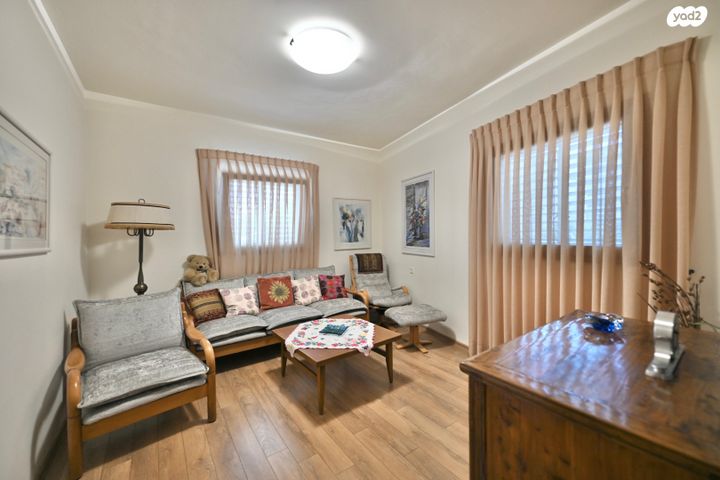 דו משפחתי, דפנה, גבעת האירוסים, נס ציונה