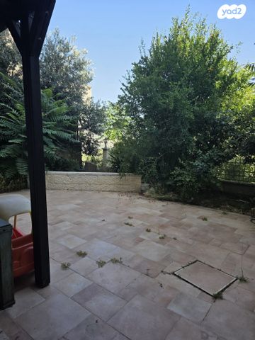 דירת גן, הרב ש. שאולזון, הר נוף, ירושלים