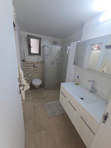 דירה, אהוד מנור, עיר ימים, נתניה