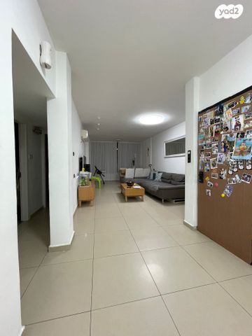 דירה, חובבי ציון, גרין ועם, חולון