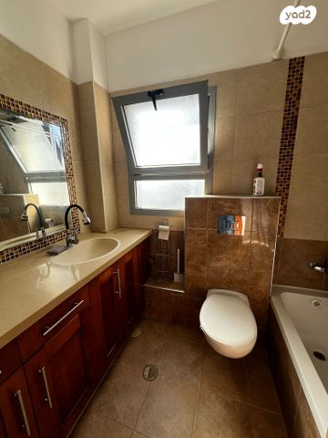 דירה, אפרסק 3, רובע ט"ז, אשדוד