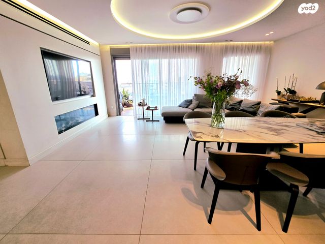 ישראל גלילי 