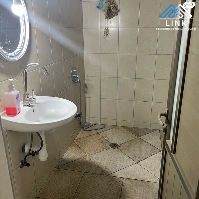 דירה, הגיבורים, חליסה, חיפה