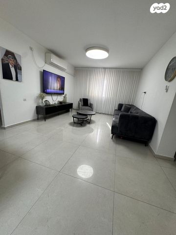 דירה, פרי מגדים, מישור הגפן, אופקים