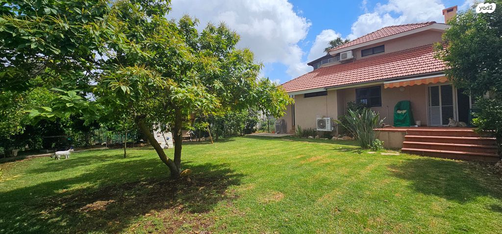 בית פרטי/ קוטג', הארז, שאר העיר, כפר ורדים