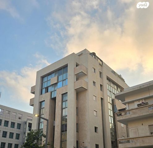 דופלקס, תל אביב יפו