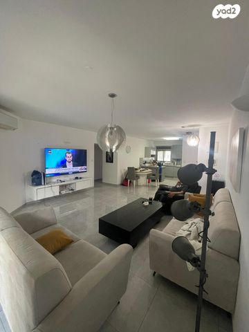 יהושע רבינוביץ 78