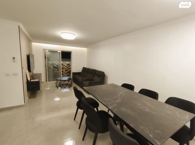 דירת גן, טייטלבאום 12, נאות יצחק רבין, רמלה