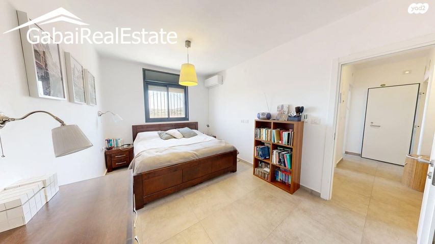 דו משפחתי, בית הבחירה, אפרת