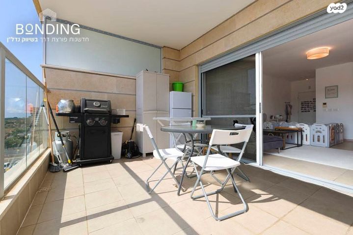 דירה, רמת אמיר, קדימה צורן