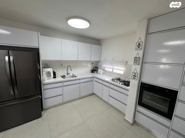 דירה, פרי מגדים, מישור הגפן, אופקים