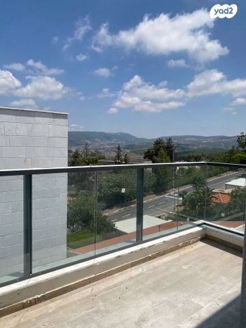 דירה, מעלות תרשיחא