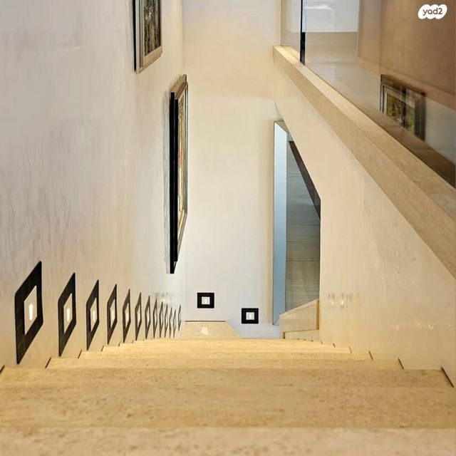 דופלקס, תל אביב יפו