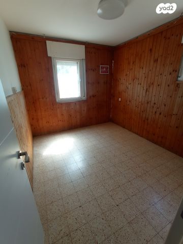 דירה, קרן היסוד, שכונה ותיקה - מרכז העיר, מעלות תרשיחא