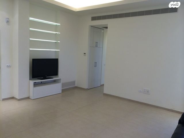 דירת גן, צבי גרץ, עמק רפאים, המושבה הגרמנית, ירושלים