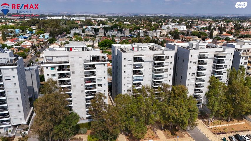 דירת גן, הפלמ"ח 133, שאר העיר, קדימה צורן