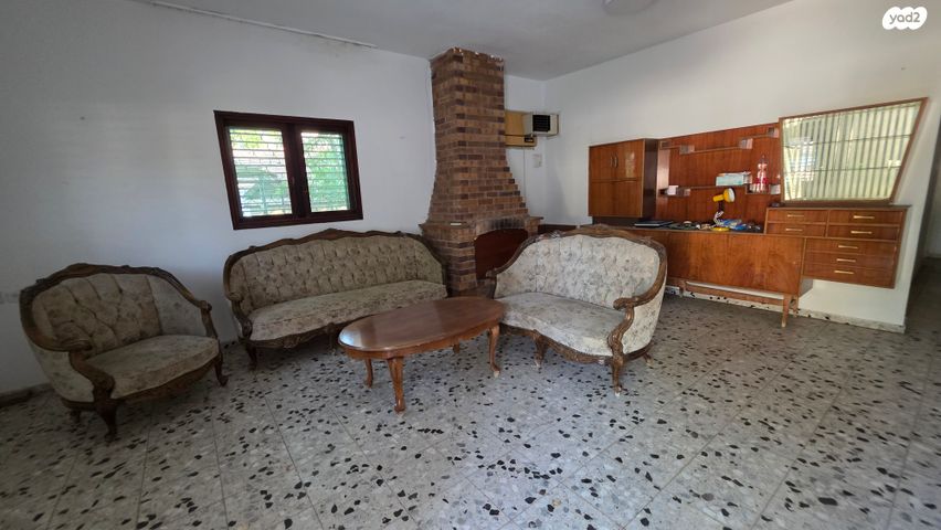 דו משפחתי, בית הלל, מורשה, רמת השרון