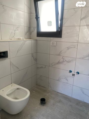 דירה, מעלות תרשיחא