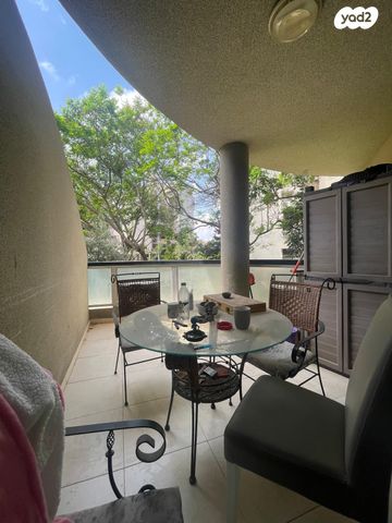 דירה, יהושע רבינוביץ 78, בן גוריון, חולון