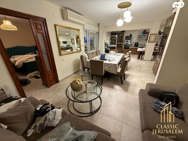 דירה, רבי שלמה זלמן דרוק, רמת שלמה, ירושלים