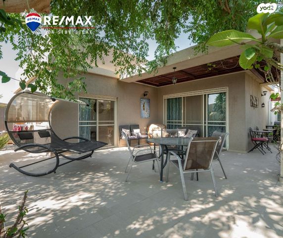 בית פרטי/ קוטג', באר אורה