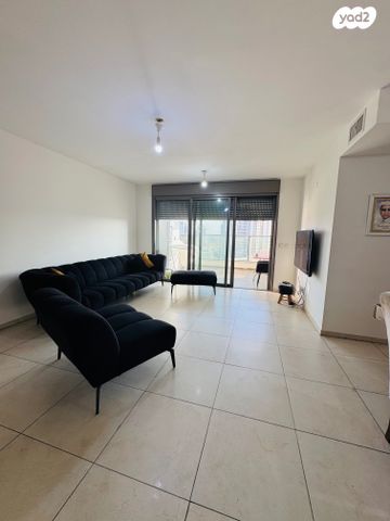 דירה, כרמי הנדיב, אחוזת רוטנר, קרית מלאכי