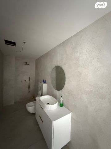 דירת גן, משגב עם 4, קרית שלום, תל אביב יפו