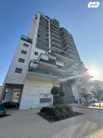 דירה, כרמי הנדיב, אחוזת רוטנר, קרית מלאכי