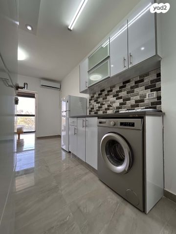 יחידת דיור, הגיבורים 90, נווה פז, חיפה