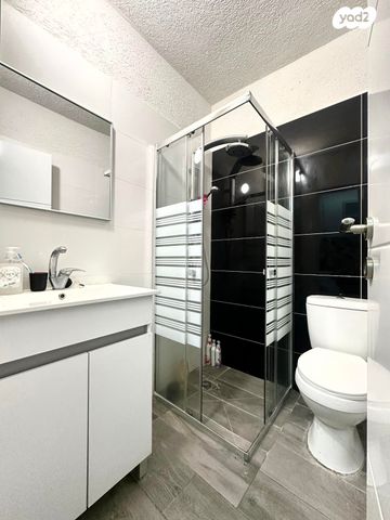 יחידת דיור, החשמל 12, נווה פז, חיפה