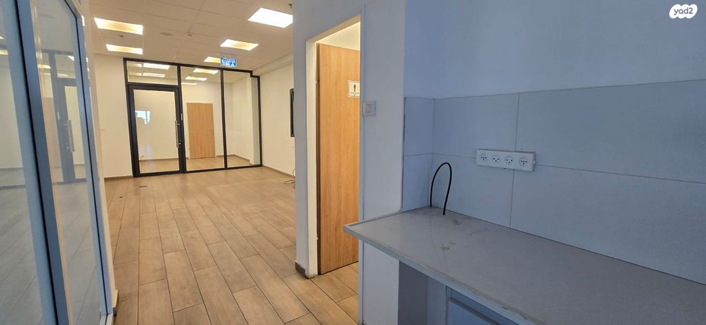 מבני תעשיה, תעשיון בר לב, תעשיון בר לב