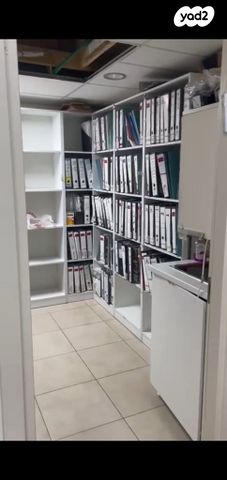 משרדים, הבנקים 11, שער פלמר, תחנת רכבת השמונה, חיפה