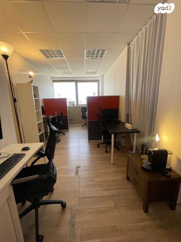 משרדים, דרך אבא הלל, בורסה, רמת גן