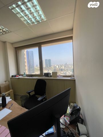 משרדים, דרך אבא הלל, בורסה, רמת גן