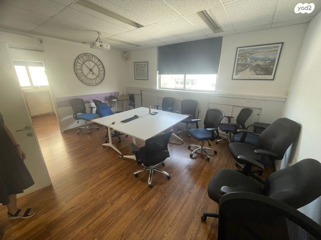 משרדים, תפוצות ישראל, תל גנים, גבעתיים