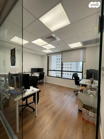 משרדים, בורסה, רמת גן