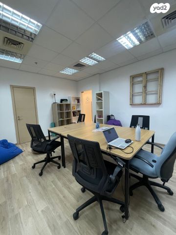 משרדים, דרך אבא הלל, בורסה, רמת גן