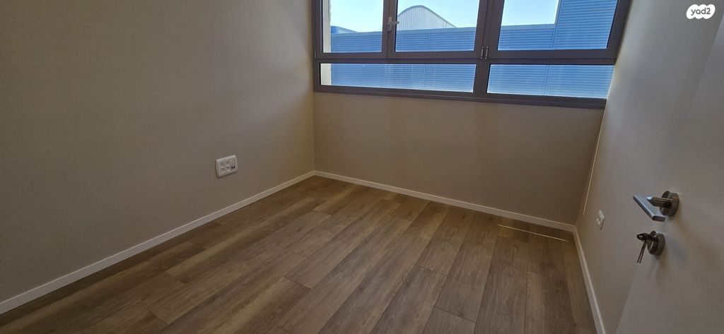 משרדים, אזור תעשיה כרמיאל, כרמיאל