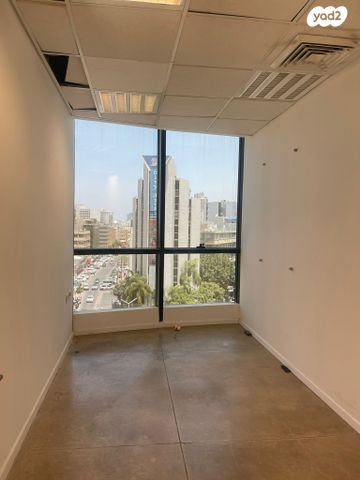 משרדים, בורסה, רמת גן