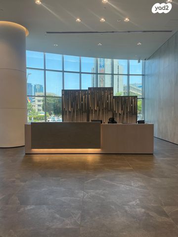 משרדים, בורסה, רמת גן